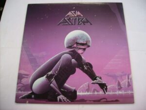 Astra (cut-out sleeve)