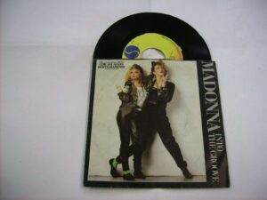 Into the groove / Shoo-bee-doo