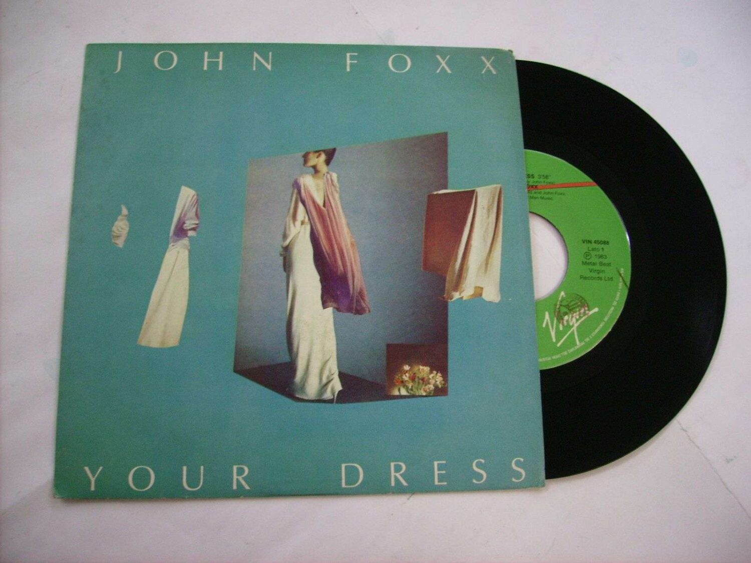 Your dress / A woman on a stairway