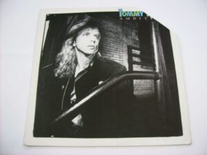 Ambition (cut-out sleeve)