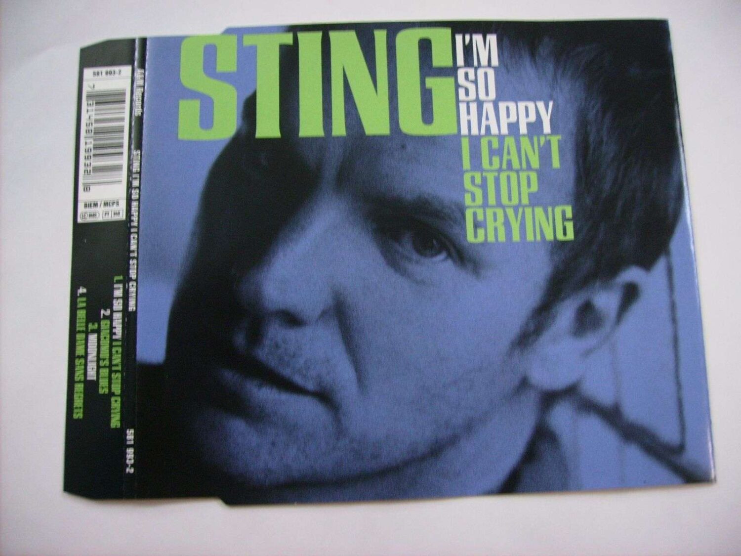 I'm so happy I can't stop crying - 4 tr.