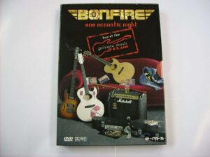 One acoustic night