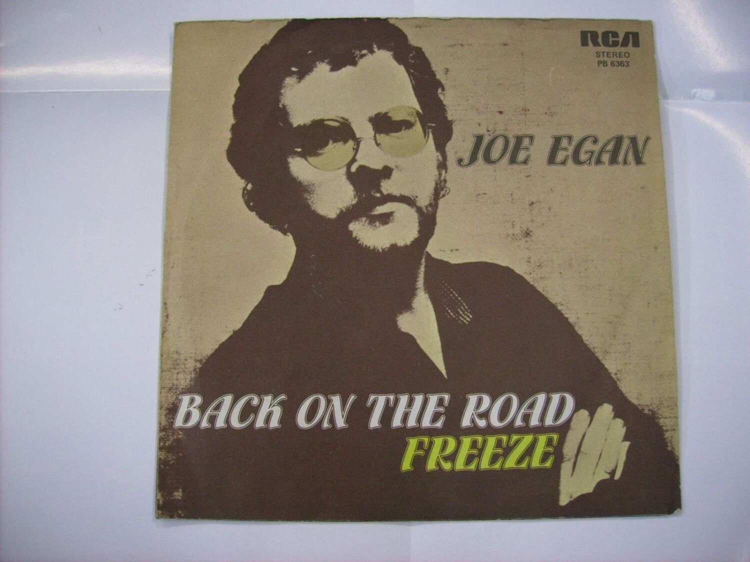 Back on the road / Freeze