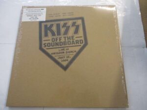 Off the soundboard (3LP)