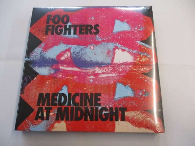 Medicine at midnight (Black vinyl)