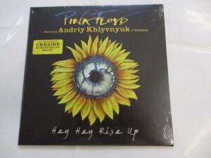 Hey hey rise up / A great day for freedom 2022