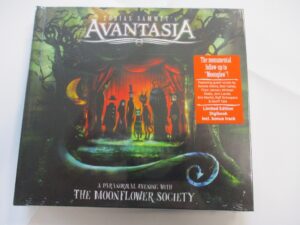 The moonflower society (LTD)