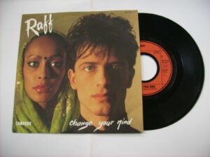 Change your mind / She's a criminal