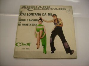 Stai lontana da me / Amami e baciami / Sei rimasta sola