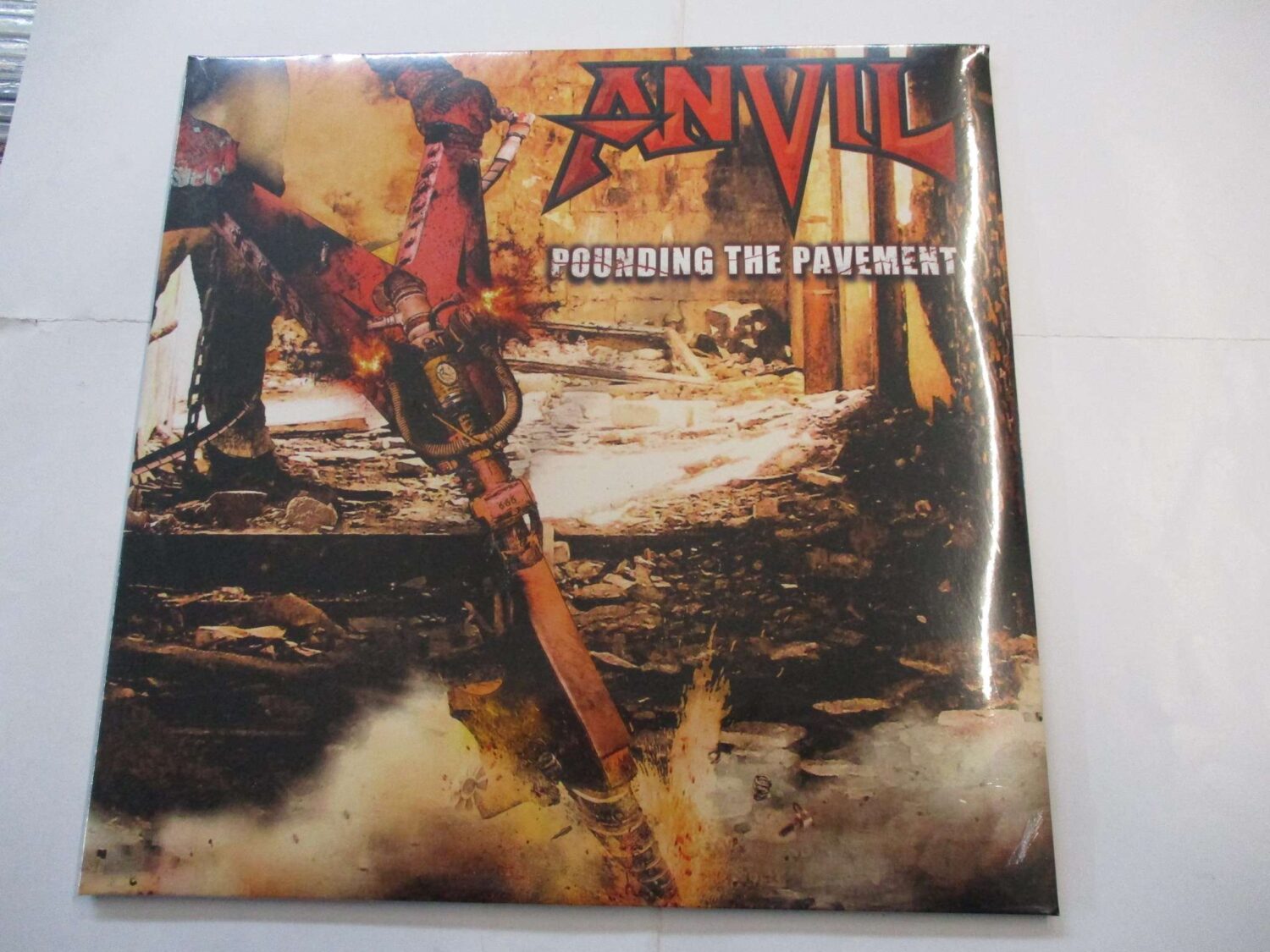 Pounding the pavement (2LP)