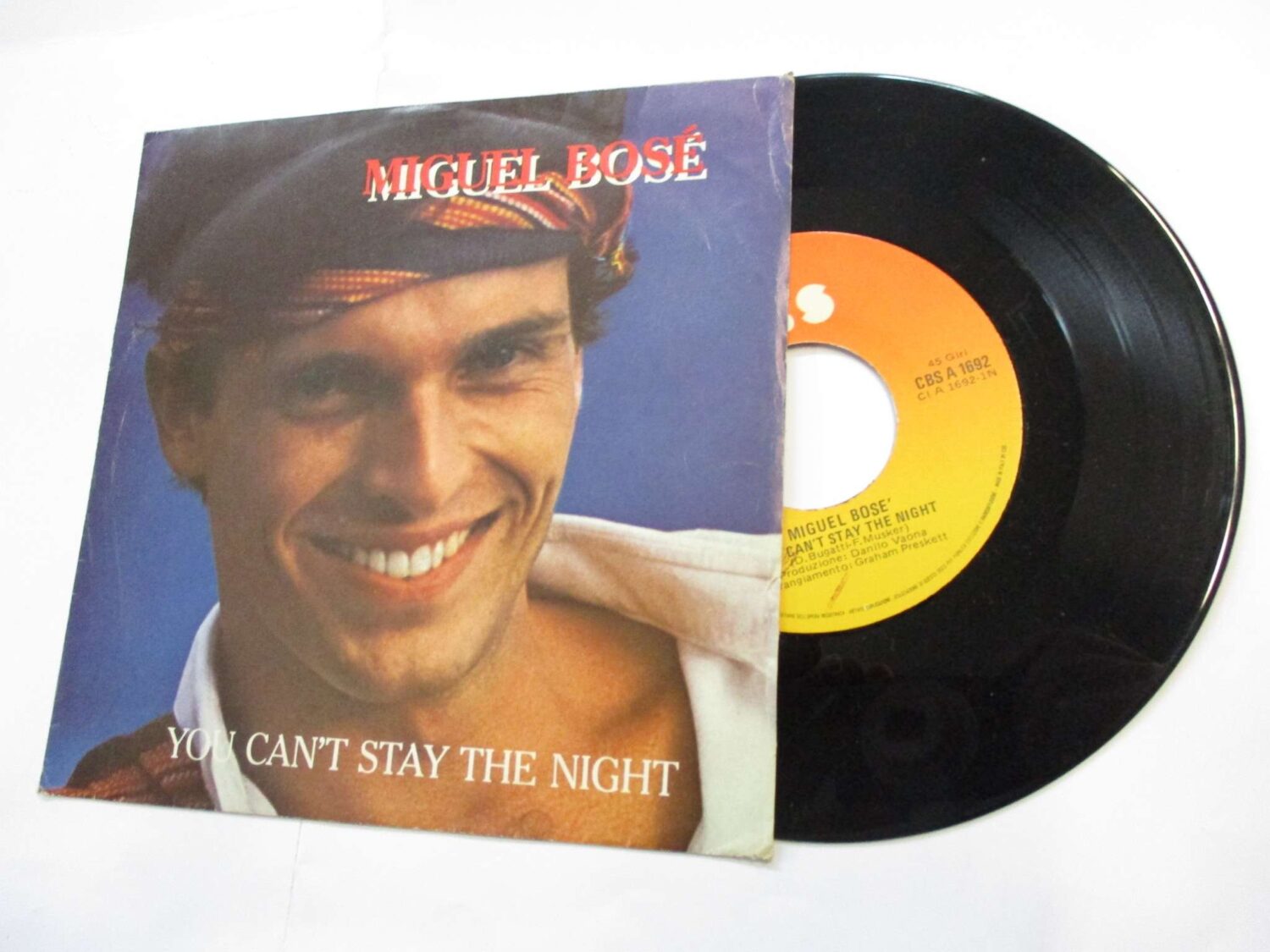 You can't stay the night / Ce la fai