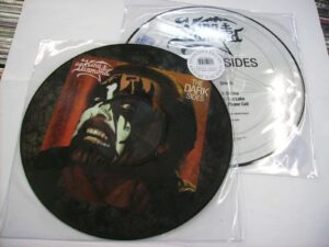 The dark sides (LP PDK)