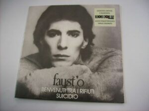 Benvenuti tra i rifiuti / Suicidio (NR.)