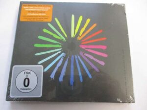 An hour before it's dark (CD+DVD)