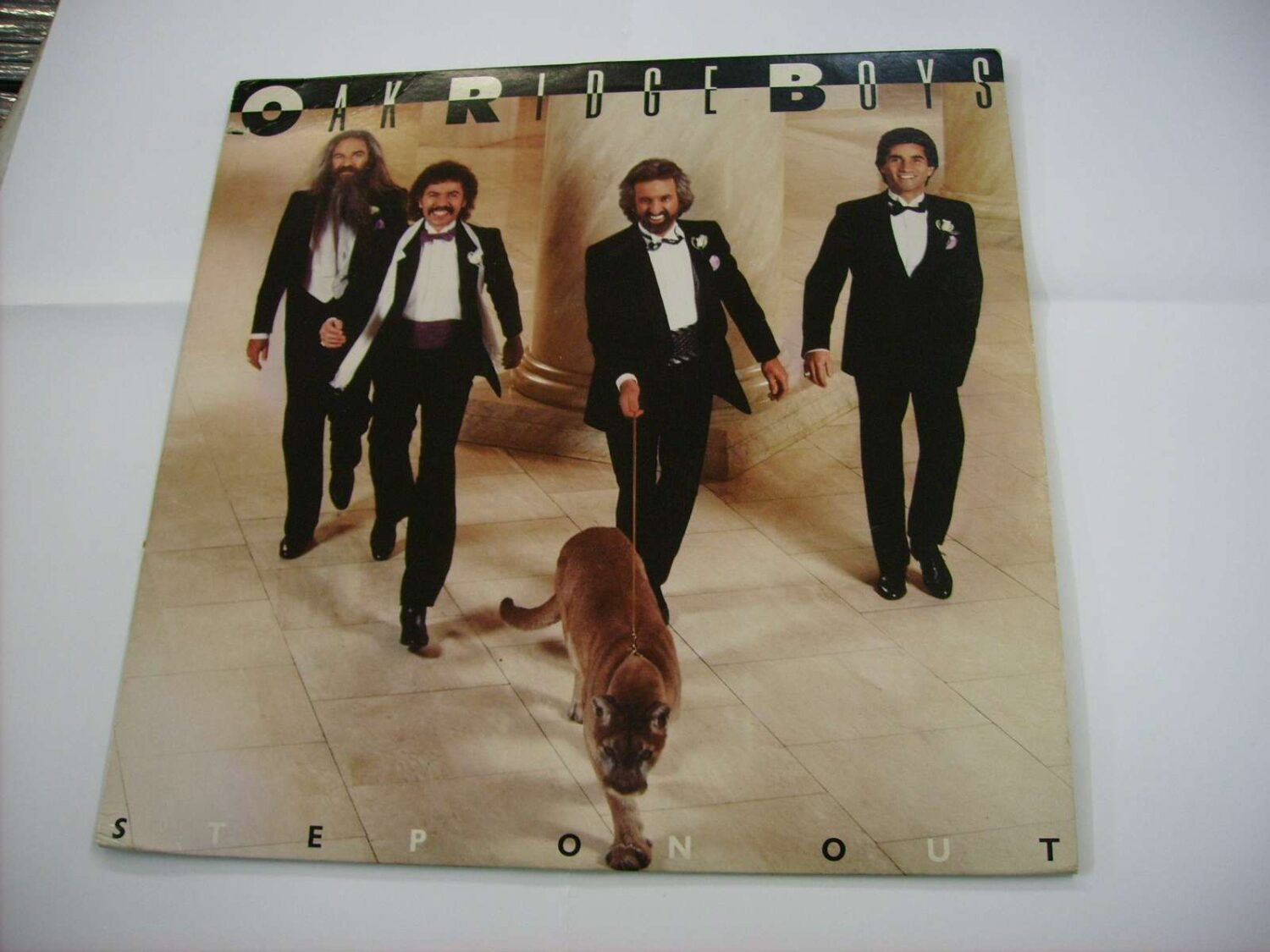 Step on out (cut out sleeve)