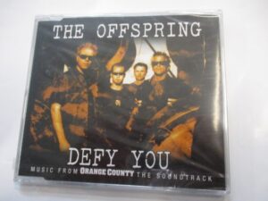 Defy you - 4 tr.