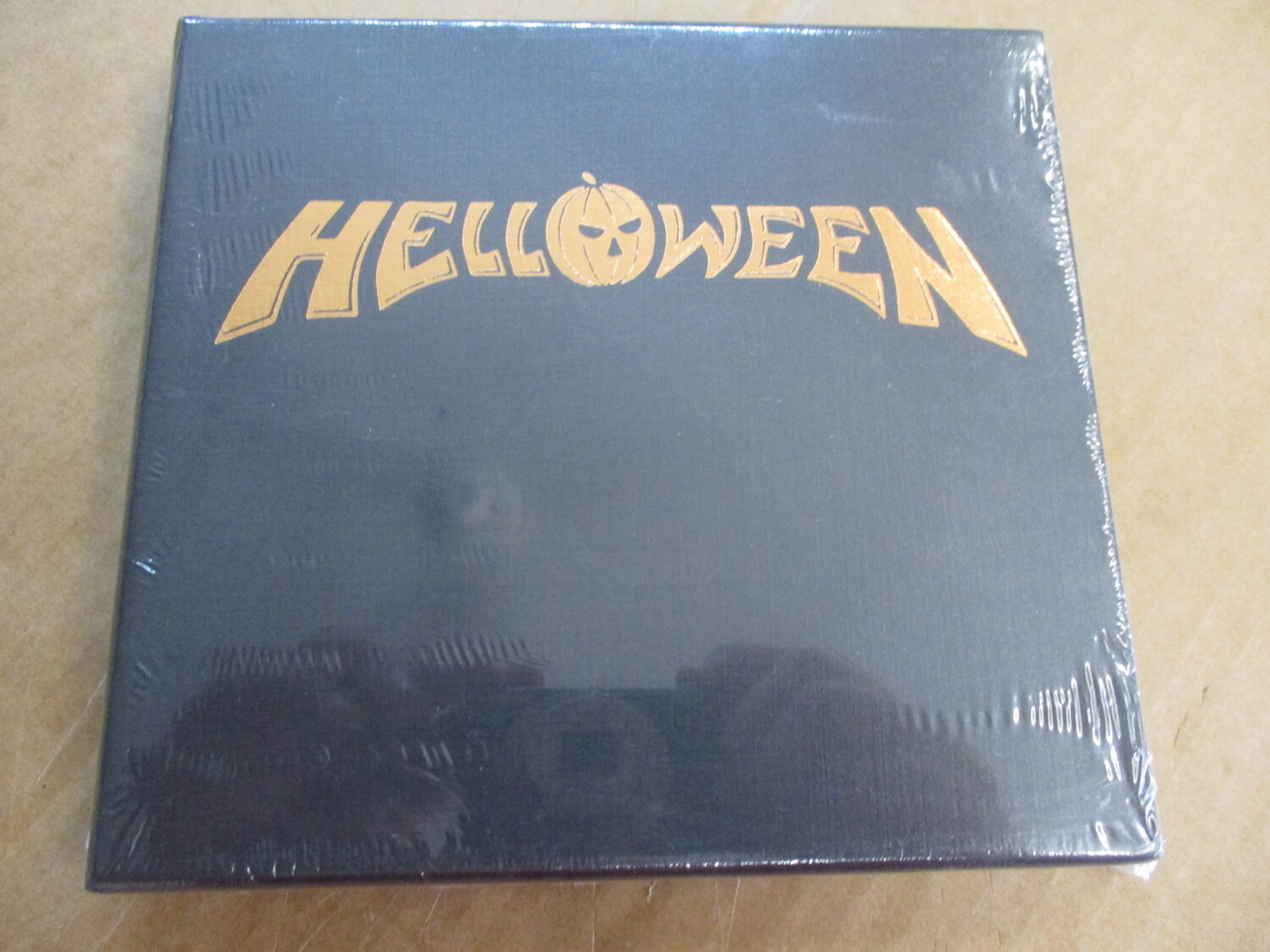 Helloween (LTD)