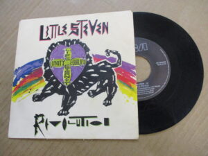 Revolution / Education