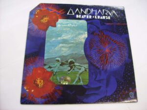 Gandharva (cut-out sleeve)