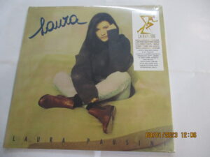 Laura (RE)(CV)