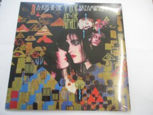 A kiss in the dreamhouse (RE)