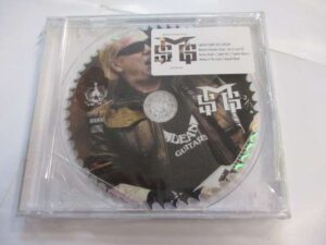 Live & loud (LTD shape disc edition)