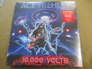 10,000 Volts (LTD) (ORANGE TABBY VINYL)