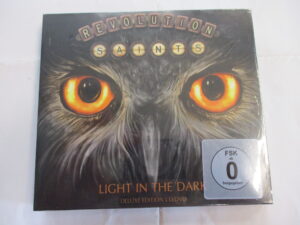 Light In The Dark (CD+DVD)