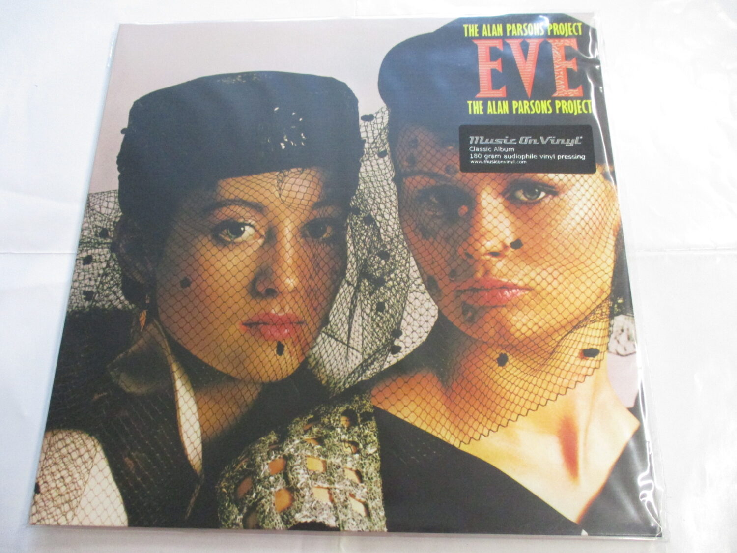 Eve (RE)