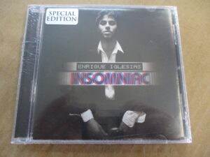 Insomniac (SPECIAL EDITION)
