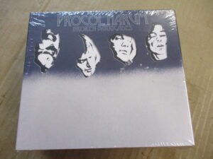 Broken Barricades (3CD)
