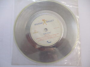 Highly strung / Highly strung version (Silver vinyl)
