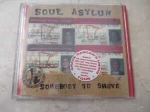 Somebody to shove - 4 tr.